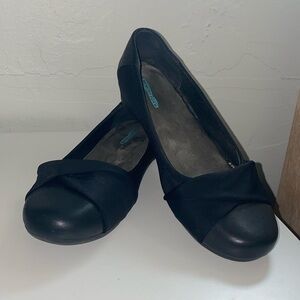 BareTraps Memory Foam Mitsy Flats 8.5M